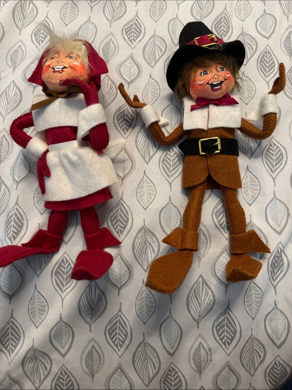 Annalee Red & Brown Pilgrim and Elf Felt Dolls